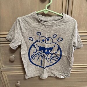 Gap Gray Kids T-Shirt with Cookie Monster